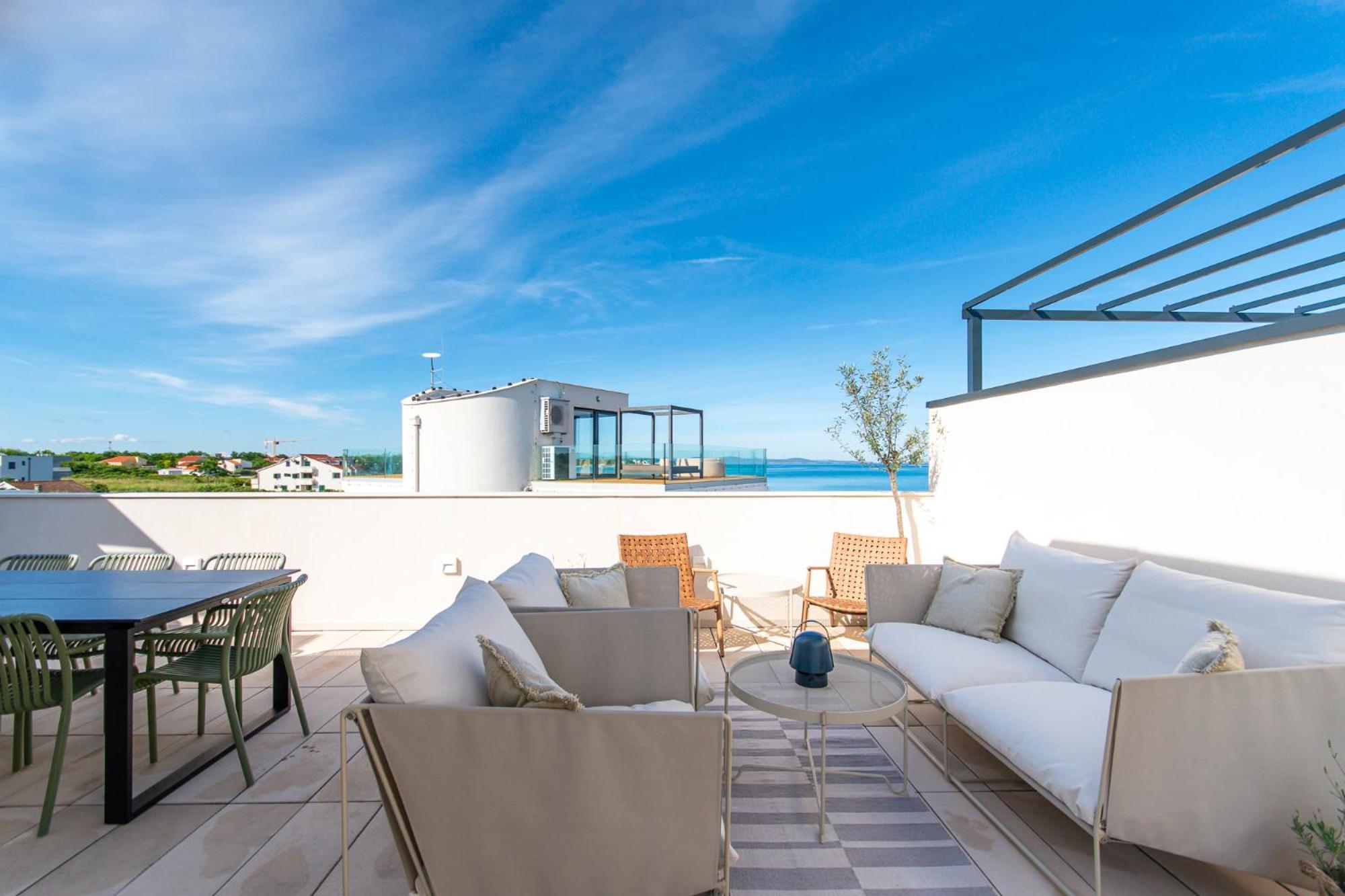 Villa Beachfront Taris With Seaview