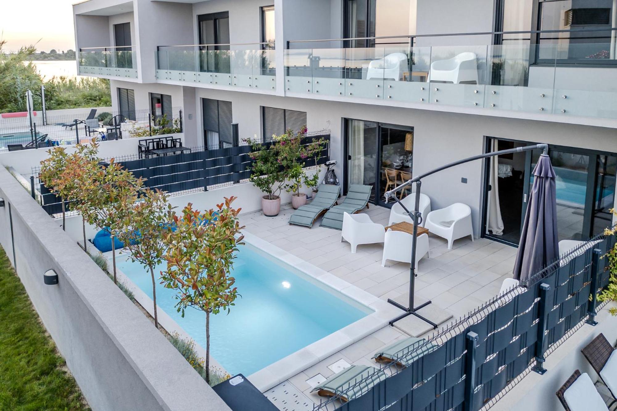 Beachfront Taris With Seaview * Privlaka (Zadar)